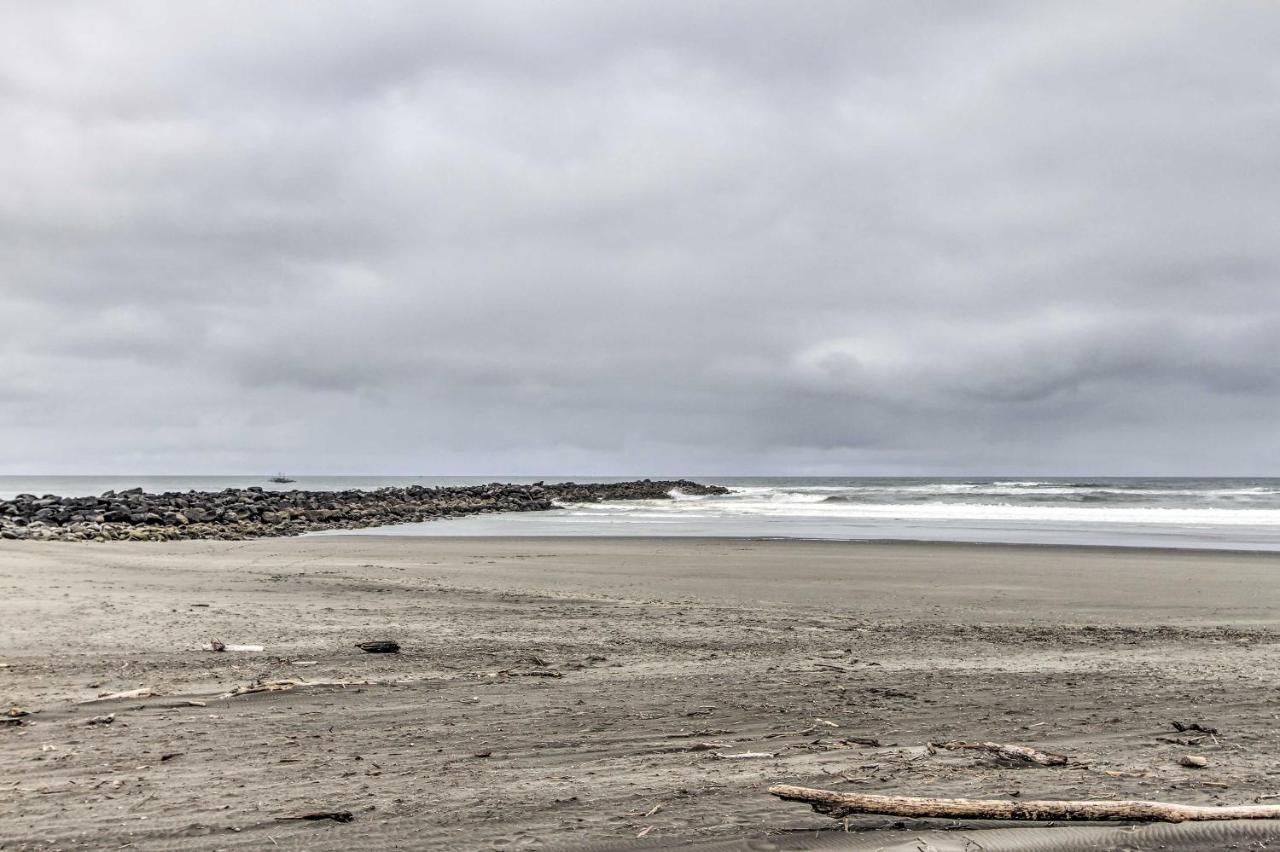 Ocean Shores House With Hot Tub - Walk To Beach 외부 사진
